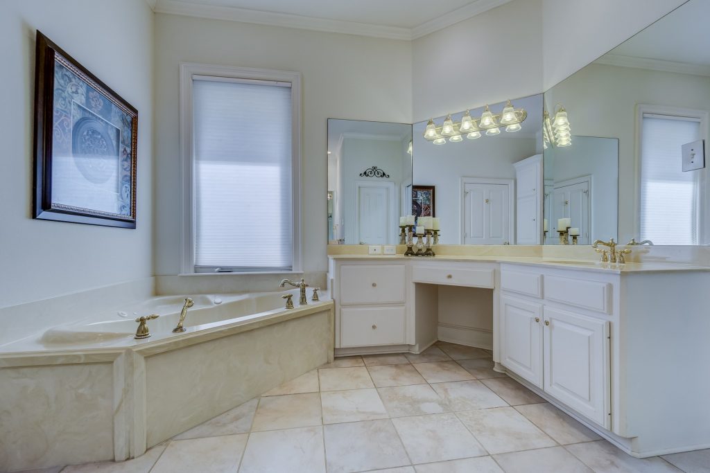 5 Bathroom Updates That Are Worth the Cost
