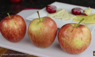 How To Cut Your Apple So it Stays Fresh