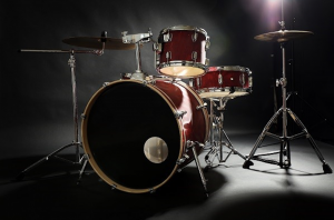Set of drums, snare drums