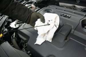 Car oil check, repair
