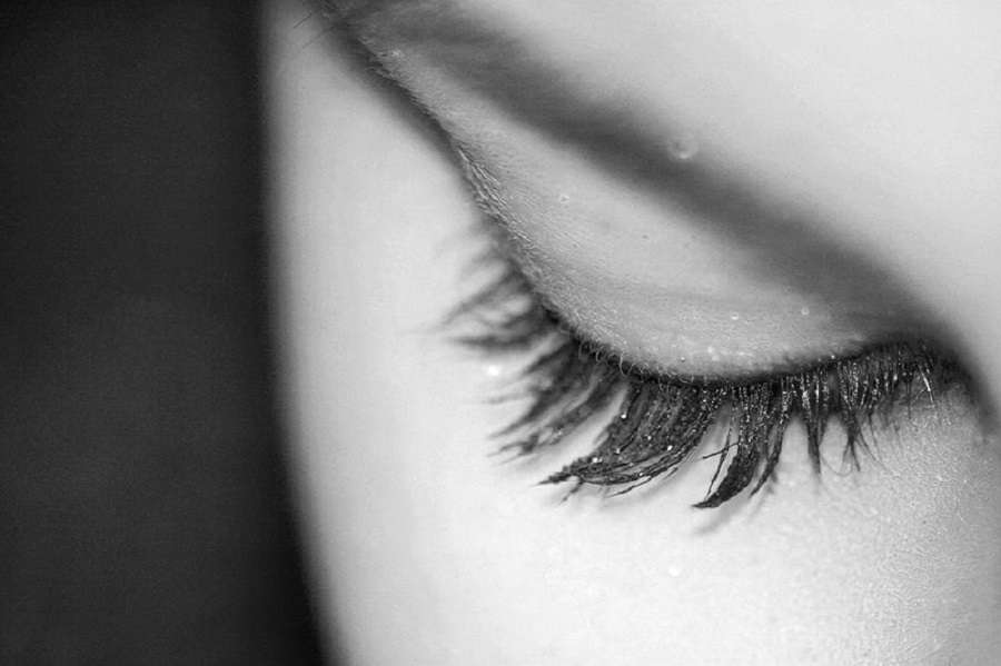 Care tips for Fake Eyelashes