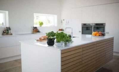 Modern white and wood kitchen bench
