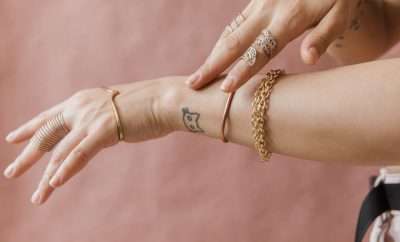 Woman wrist with bracelettes